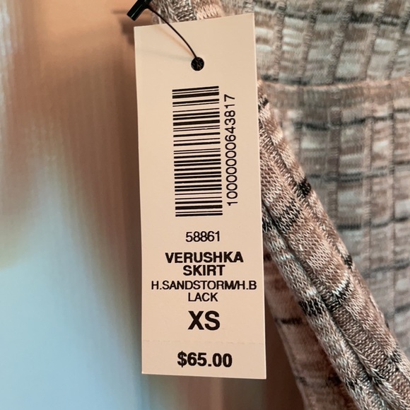 Wilfred Free Verushka midi skirt - Picture 7 of 7